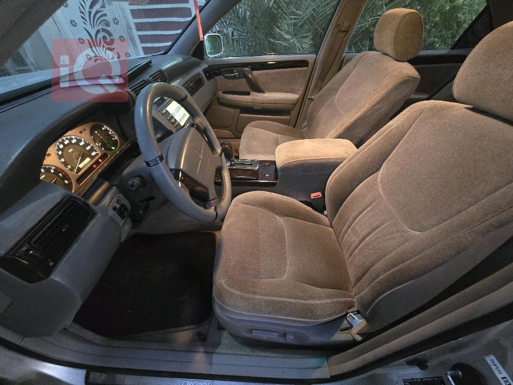 تويوتا كراون